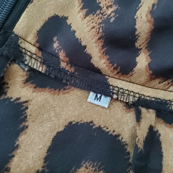 Leopard print ruffle hem midi skirt - Picture 6 of 6